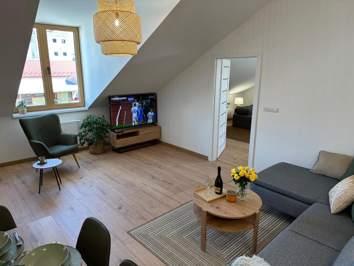 Green Apartment - City Centre - Main Square Ліптовський Мікулаш Екстер'єр фото